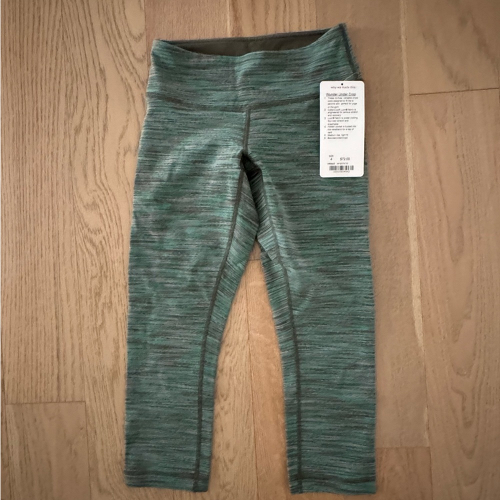 lululemon athletica size 4 wunder under crop in sage/ grey wee stripe NWT